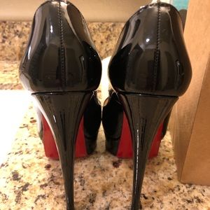 Christian louboutin peep toe heels
